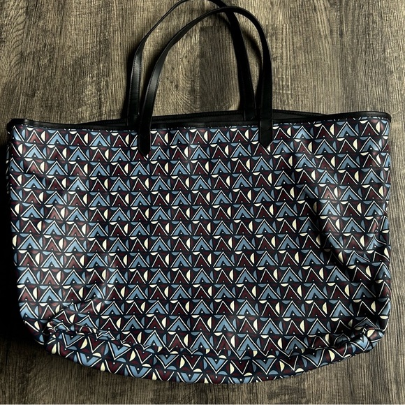 Large tote handbag - Picture 2 of 5